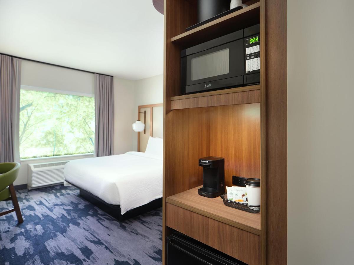 Hotel Fairfield & By Marriott Lauderdale Northwest 2*