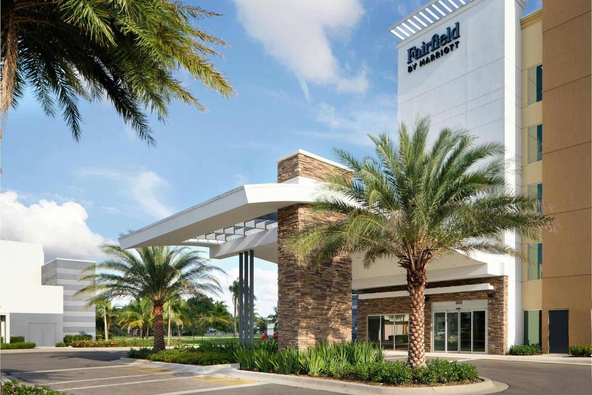 Hotel Fairfield & By Marriott Lauderdale Northwest 2*